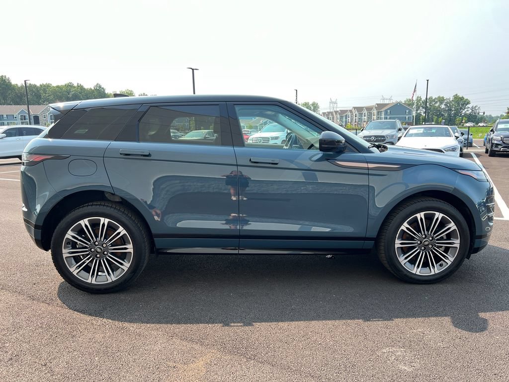 Used 2024 Land Rover Range Rover Evoque Dynamic SE AWD/4WD image 9