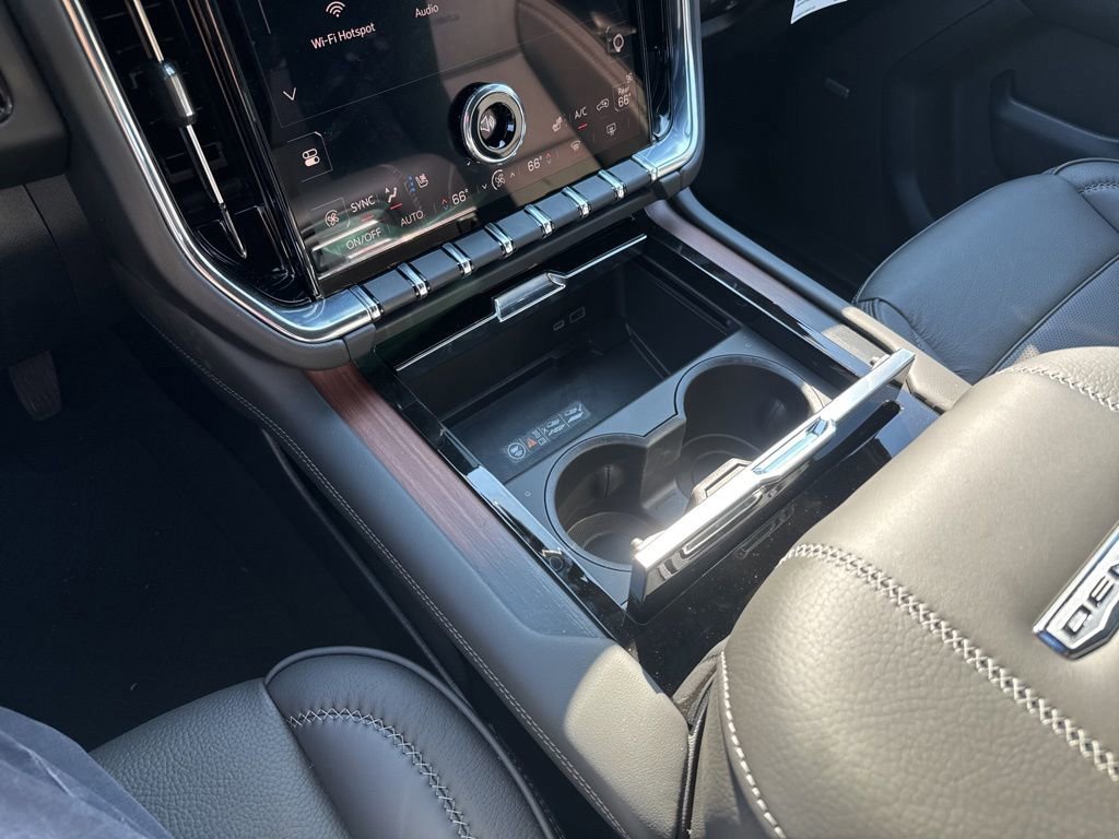 New 2025 GMC Yukon XL Denali w/ Sun & Power Step Package image 35