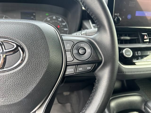 Used 2025 Toyota Corolla SE FWD image 21