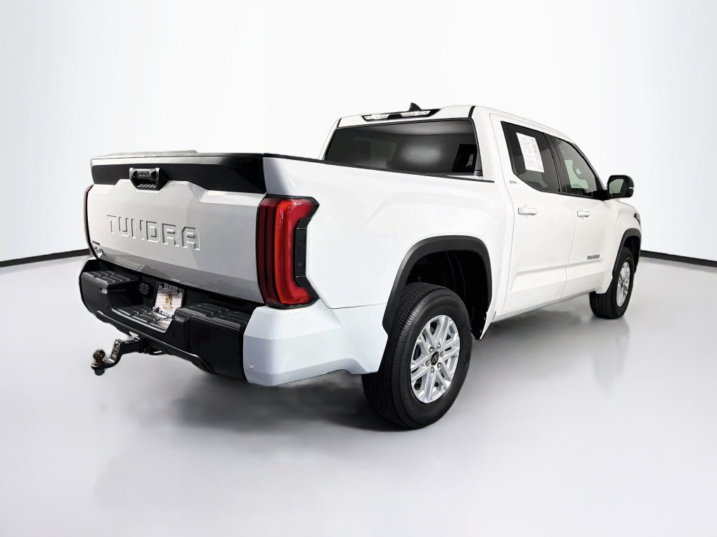 Used 2025 Toyota Tundra SR5 w/ SR5 Premium Package AWD/4WD image 10