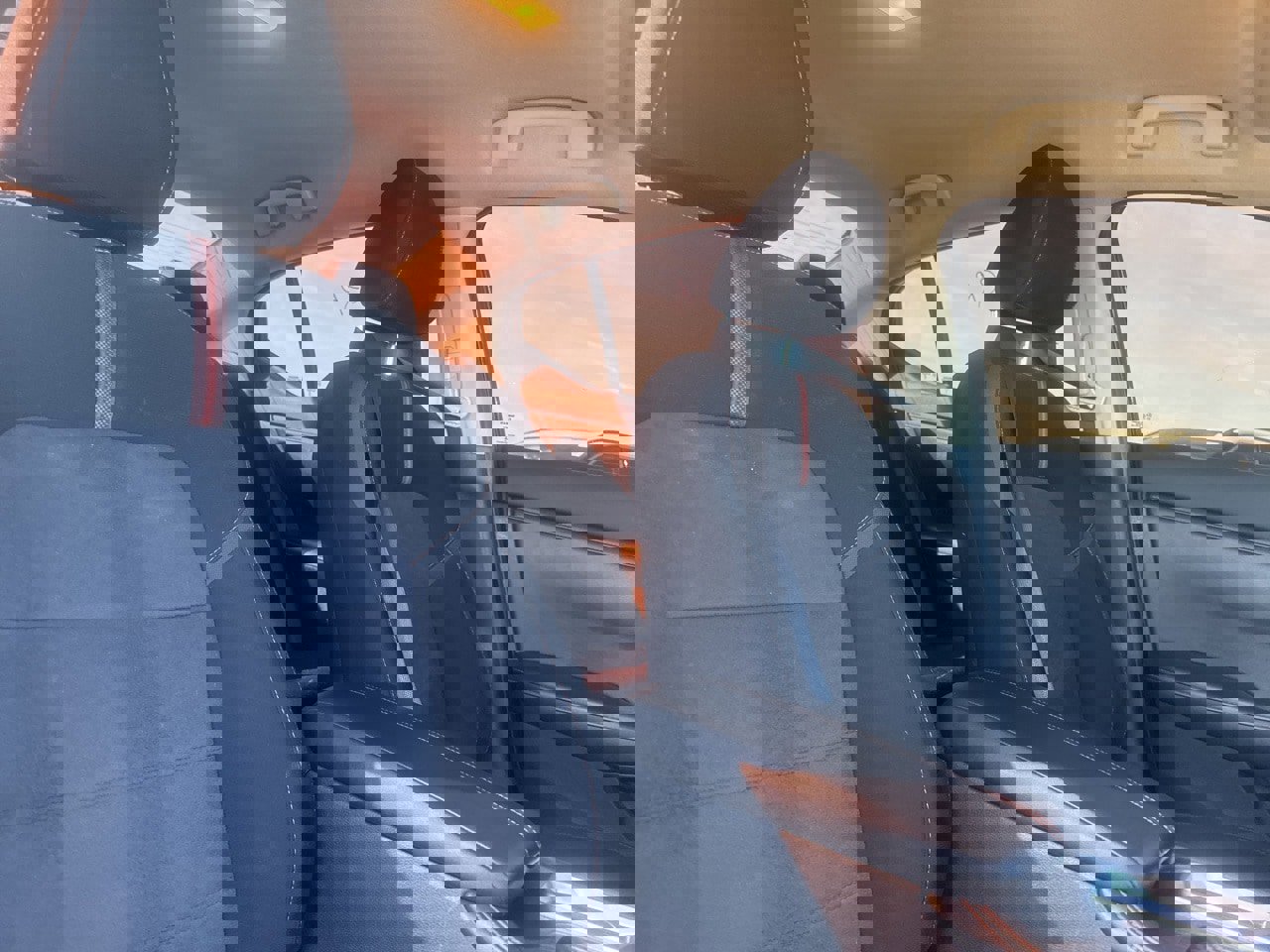 Certified 2022 Nissan Sentra SR w/ Midnight Edition image 20