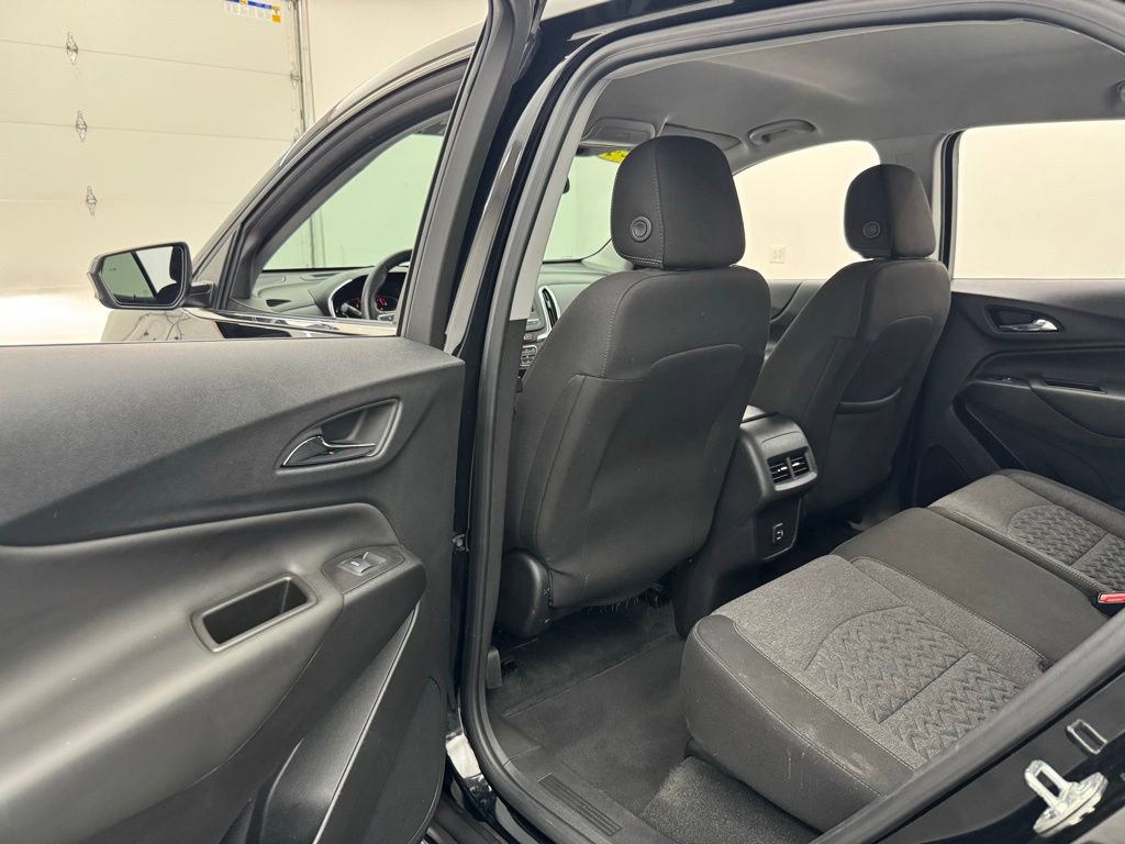 Used 2024 Chevrolet Equinox LT image 36
