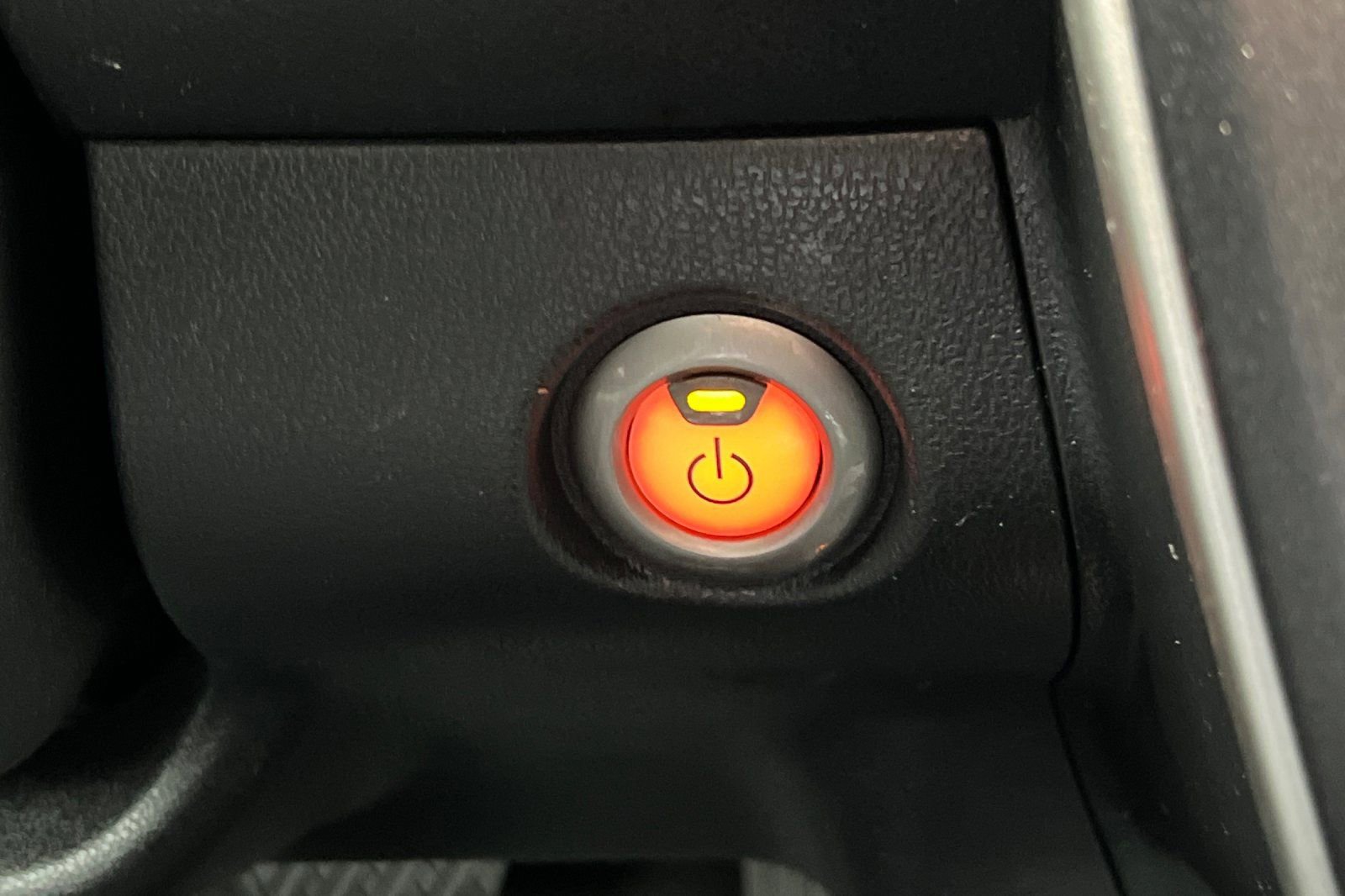 Used 2015 Nissan Leaf S w/ Charge Package image 22