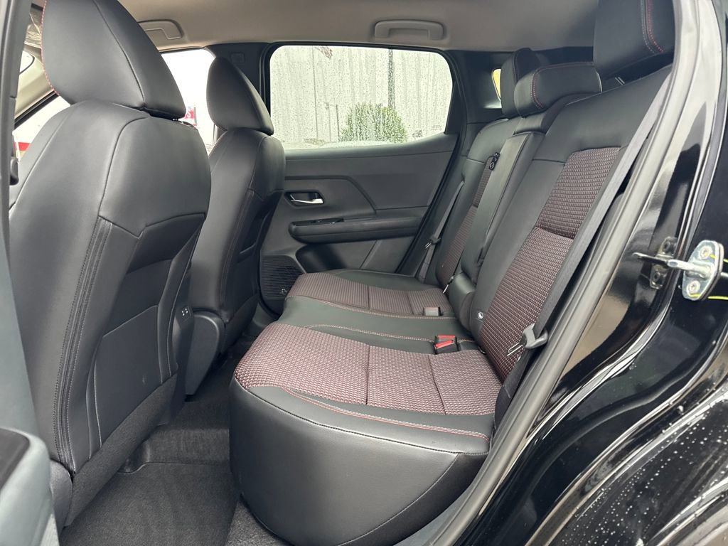 New 2026 Nissan Kicks SR image 14