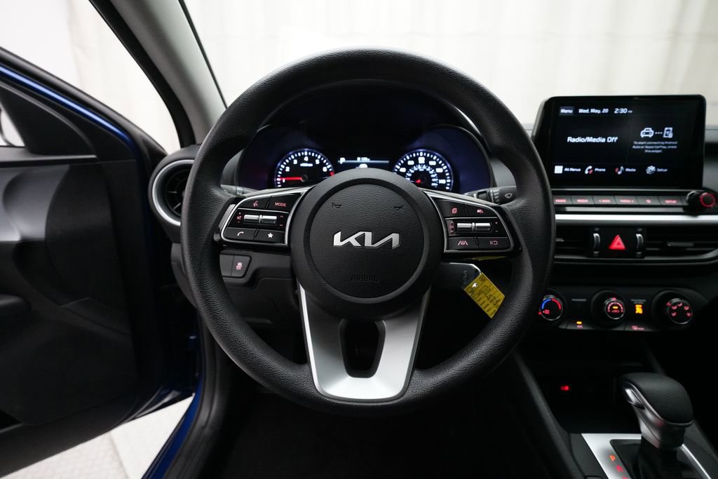 Used 2024 Kia Forte LXS FWD image 4