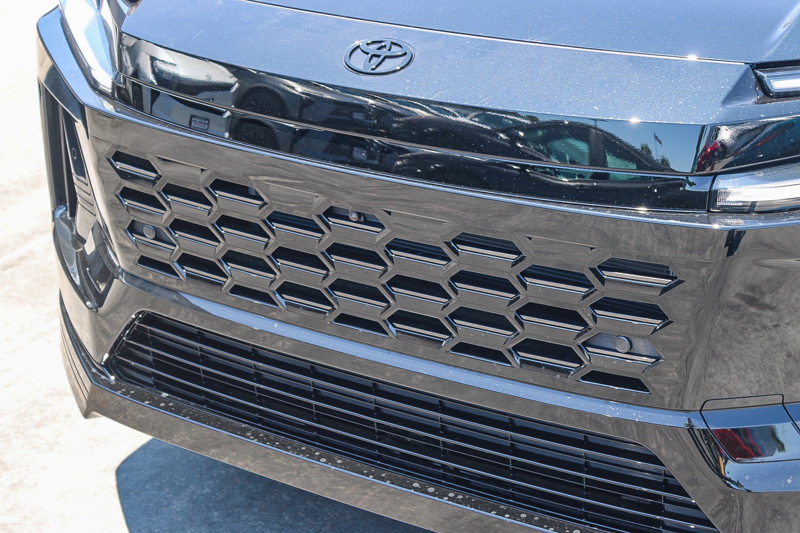New 2026 Toyota RAV4 XSE AWD/4WD image 6