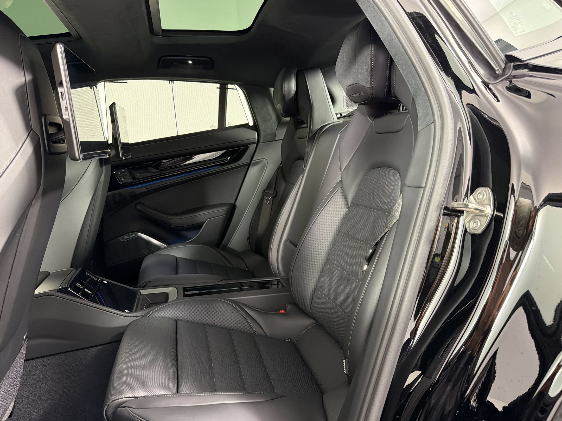 New 2026 Porsche Panamera 4 E-Hybrid AWD/4WD image 18
