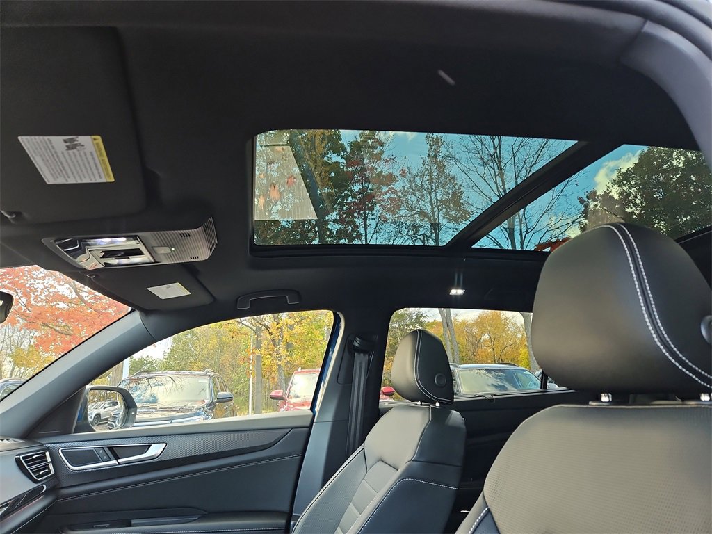 New 2026 Volkswagen Atlas Cross Sport SEL image 7