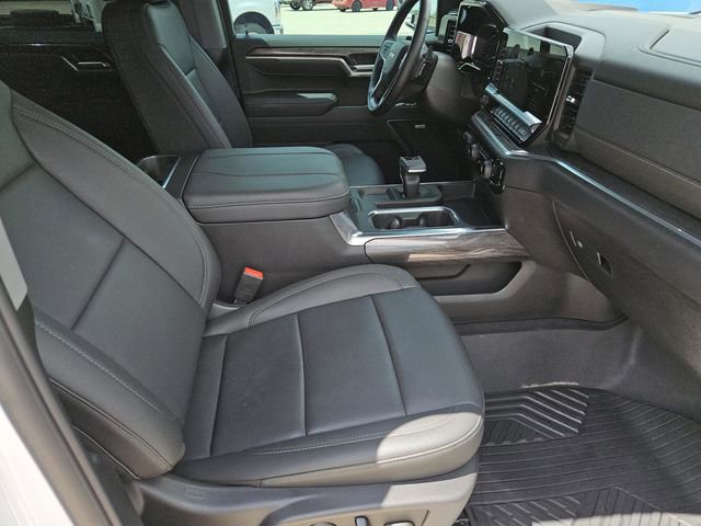 Used 2025 Chevrolet Silverado 1500 LTZ image 34