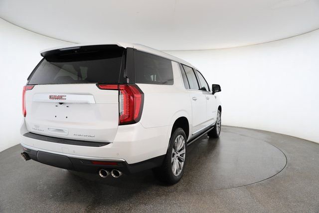 Used 2023 GMC Yukon XL Denali image 16
