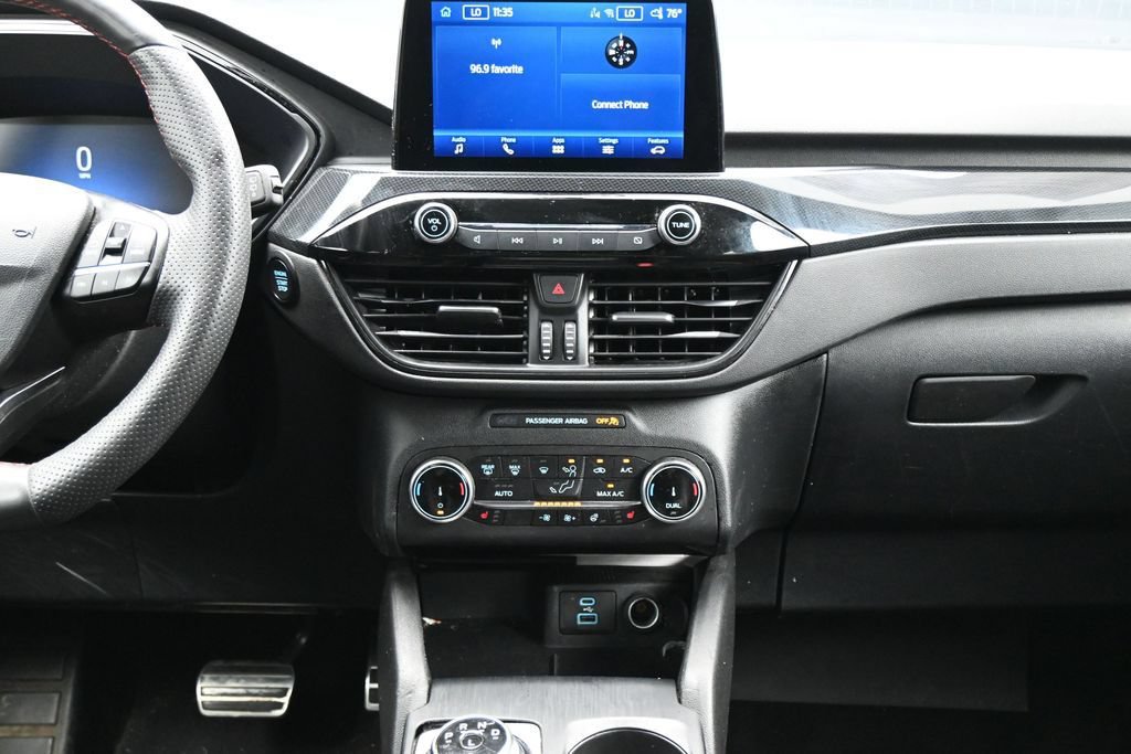 Used 2023 Ford Escape ST-Line AWD/4WD image 18