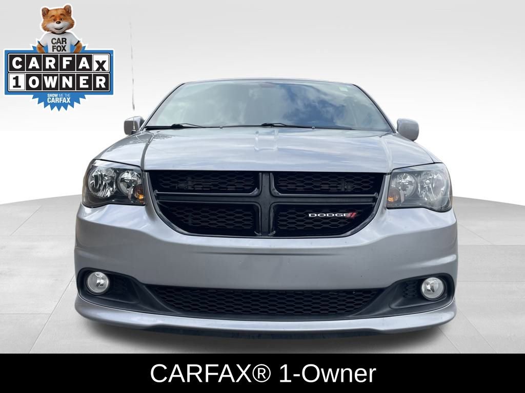 Used 2018 Dodge Grand Caravan SE image 2