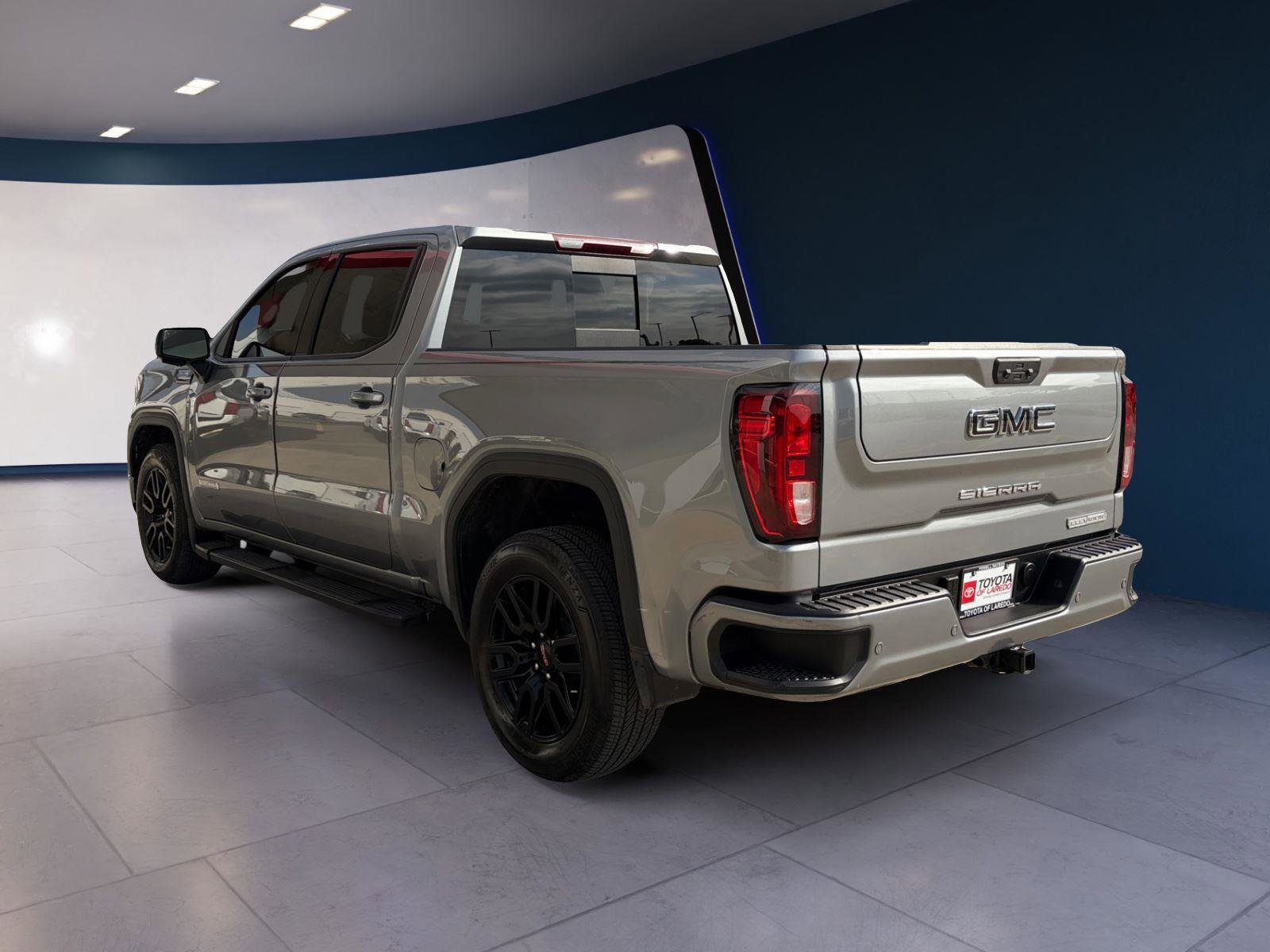 Used 2025 GMC Sierra 1500 Elevation w/ Elevation Premium Package image 3