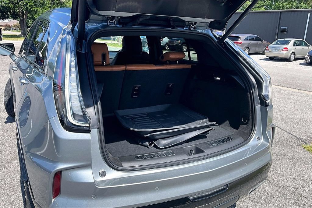 Used 2024 Cadillac XT4 Sport AWD/4WD image 36