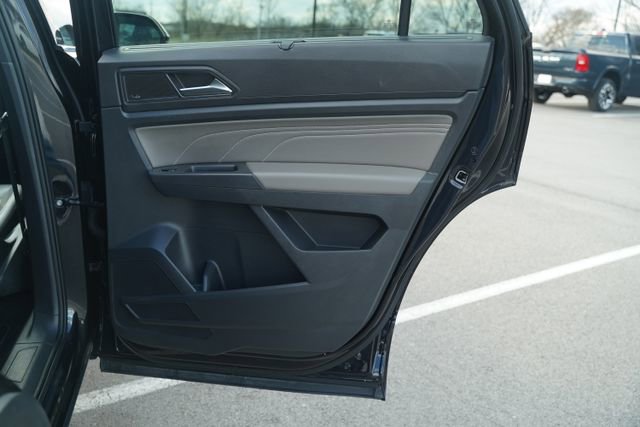 Used 2023 Volkswagen Atlas Cross Sport SEL Premium R-Line image 23