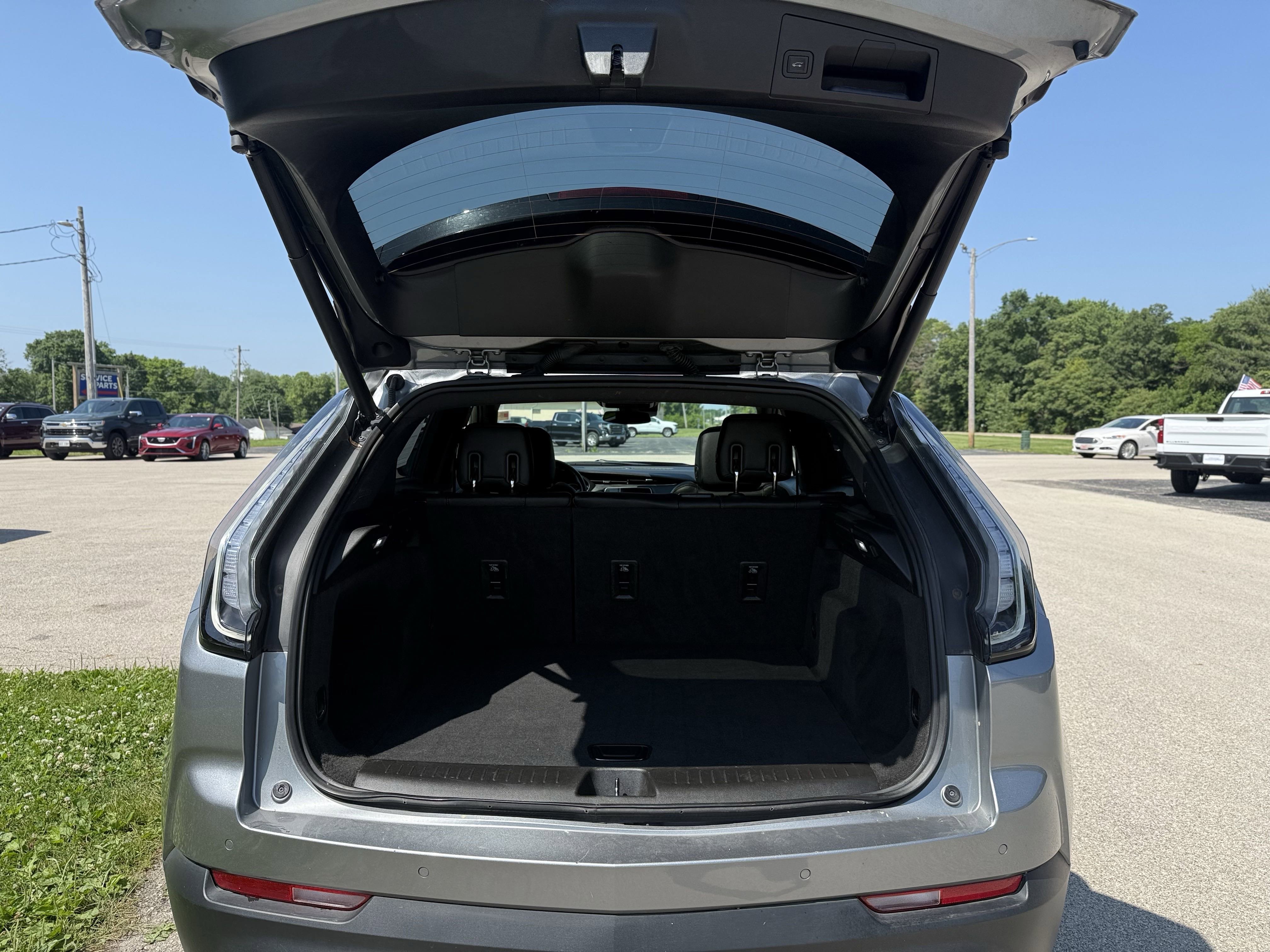 Certified 2023 Cadillac XT4 Sport w/ Cold Weather Package image 23