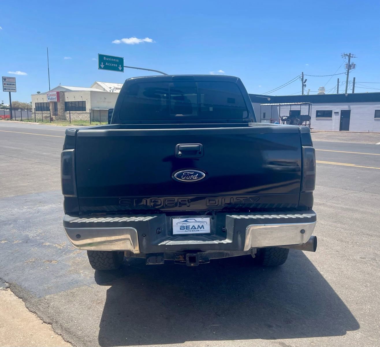 Used 2012 Ford F350 Lariat w/ Lariat Ultimate Pkg image 3