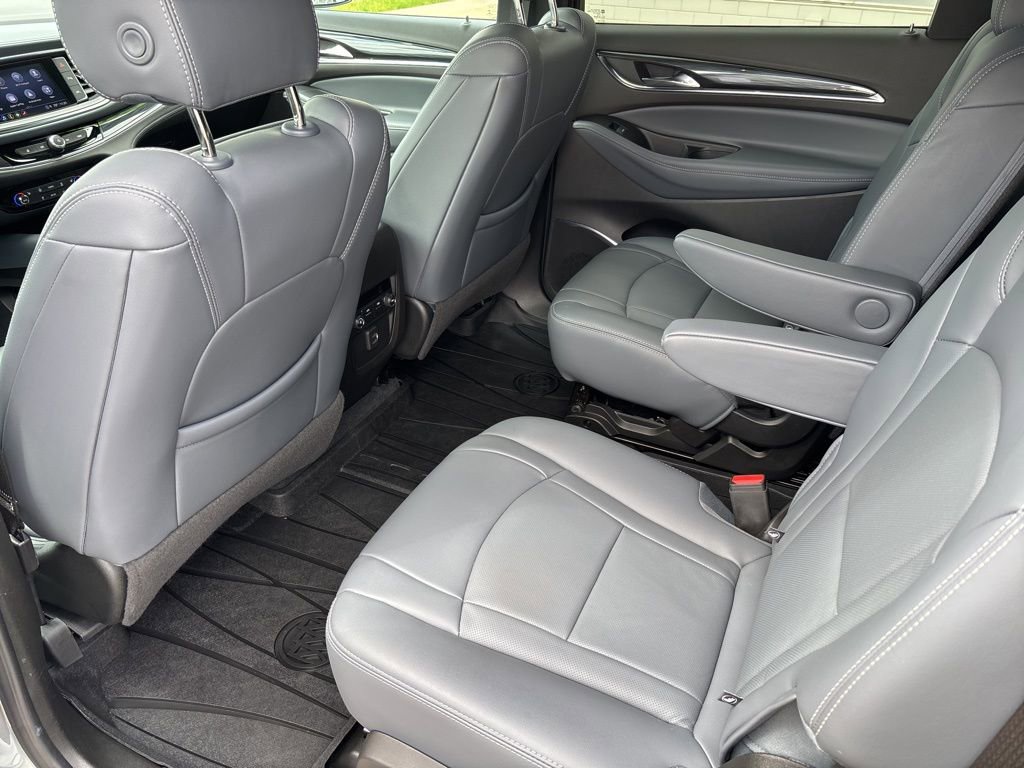 Used 2023 Buick Enclave Essence w/ Experience Buick Package AWD/4WD image 15