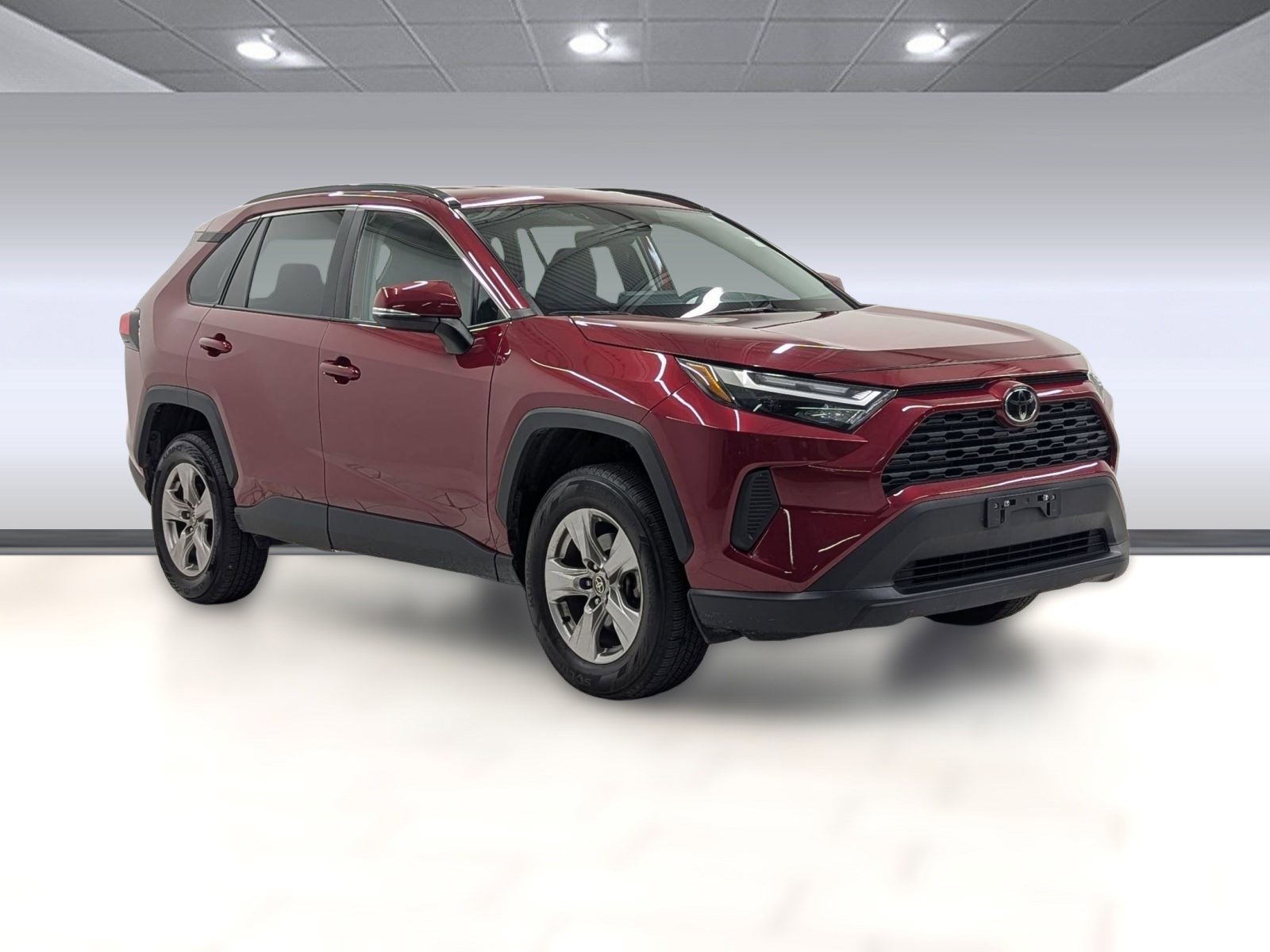 Used 2023 Toyota RAV4 XLE image 6