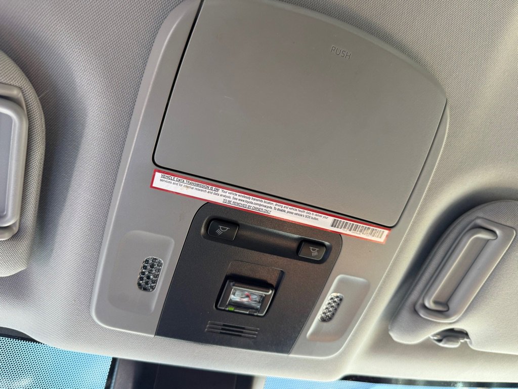 Used 2021 Toyota Camry LE FWD image 31