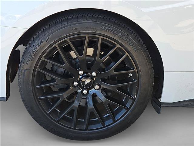 Used 2016 Ford Mustang GT Premium w/ GT Performance Package RWD image 18