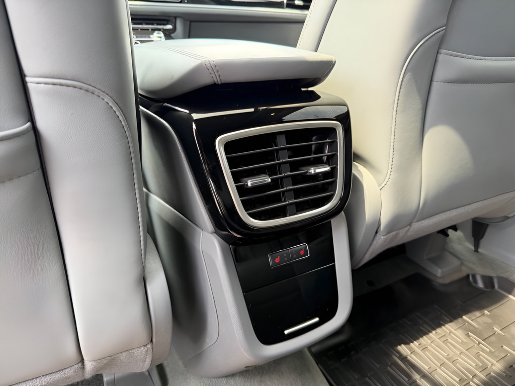 Used 2021 Lincoln Nautilus Reserve FWD image 20