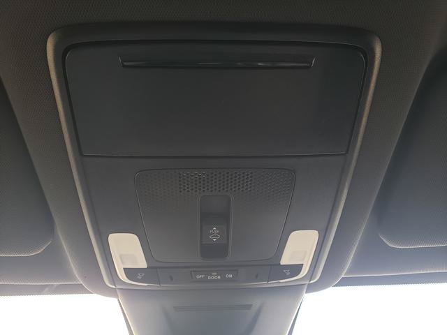 Used 2025 Honda CR-V Sport Touring image 31