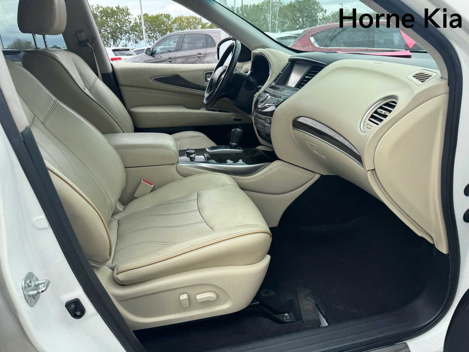 Used 2015 INFINITI QX60 FWD w/ Premium Plus Package image 28