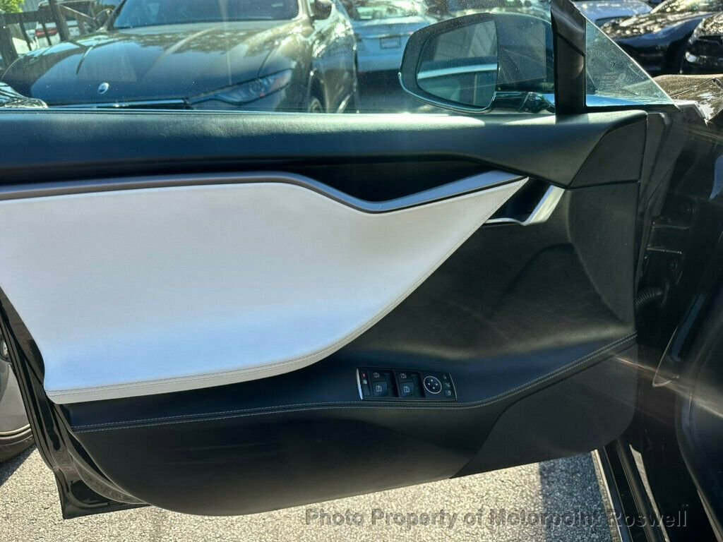 Used 2019 Tesla Model S 100D AWD/4WD image 9