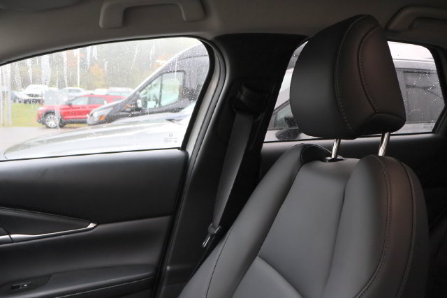 Used 2024 MAZDA CX-30 AWD 2.5 S w/ Select Sport Pkg image 10