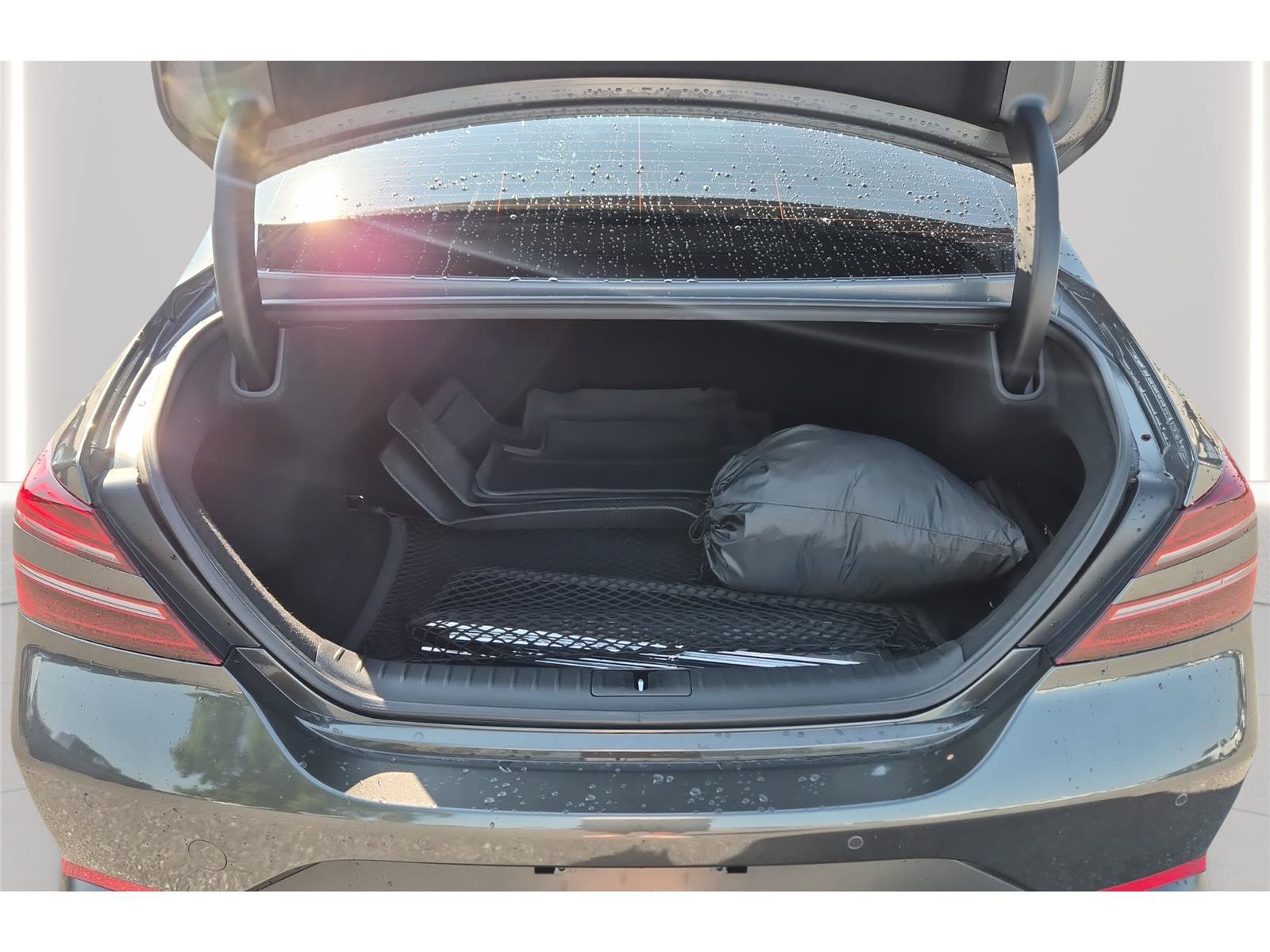 Used 2024 Genesis G70 2.5T w/ Sport Prestige Package AWD/4WD image 9