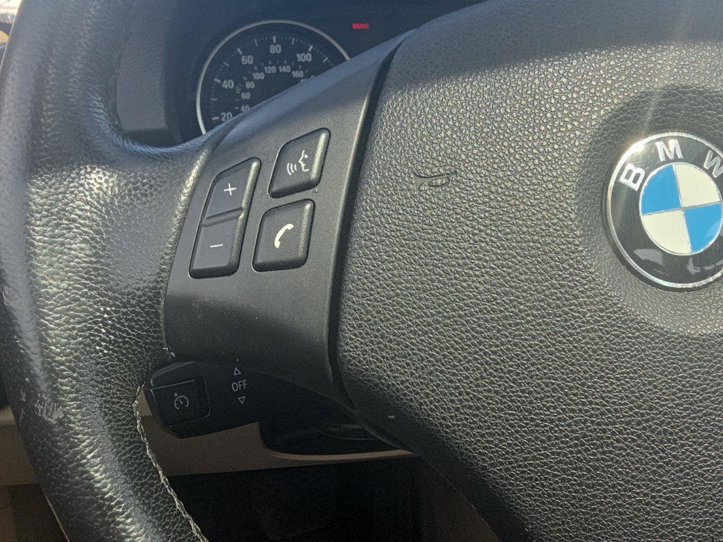 Used 2011 BMW 328i xDrive Sedan image 26