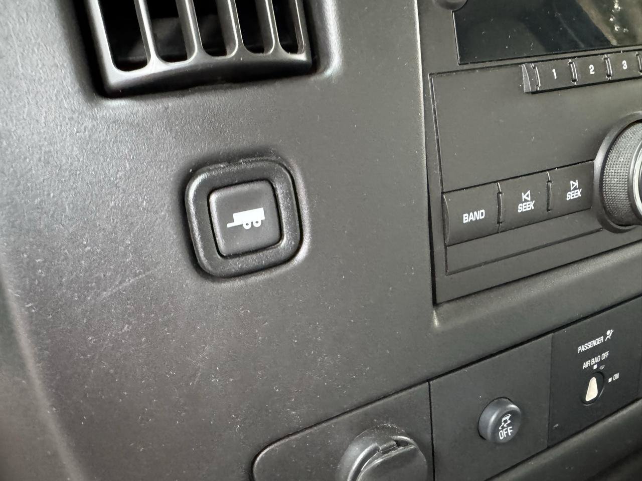 Used 2014 Chevrolet Express 2500 RWD image 29