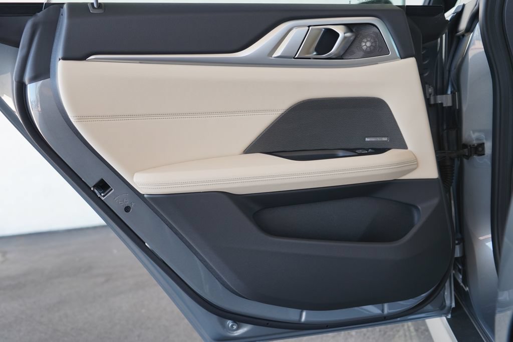 New 2026 BMW i4 eDrive40 w/ Premium Package RWD image 22