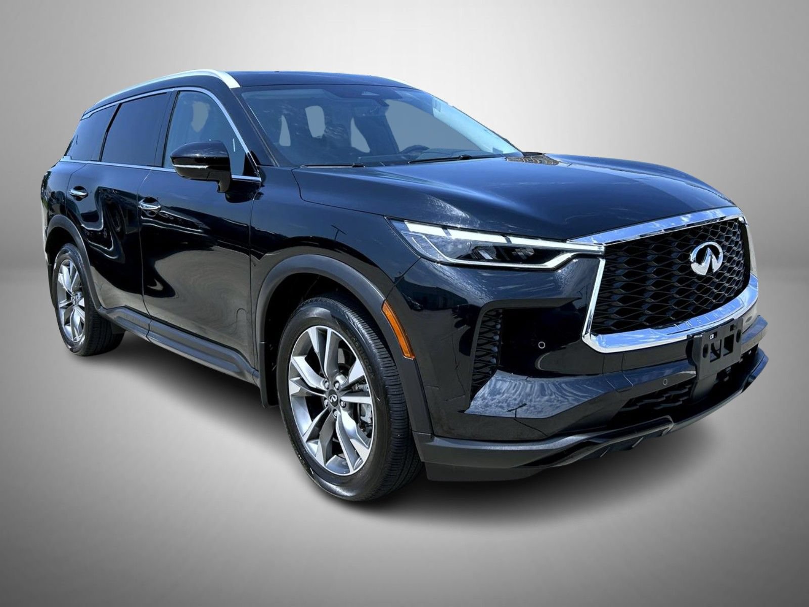 Certified 2023 INFINITI QX60 Luxe w/ Cargo Package AWD/4WD image 3