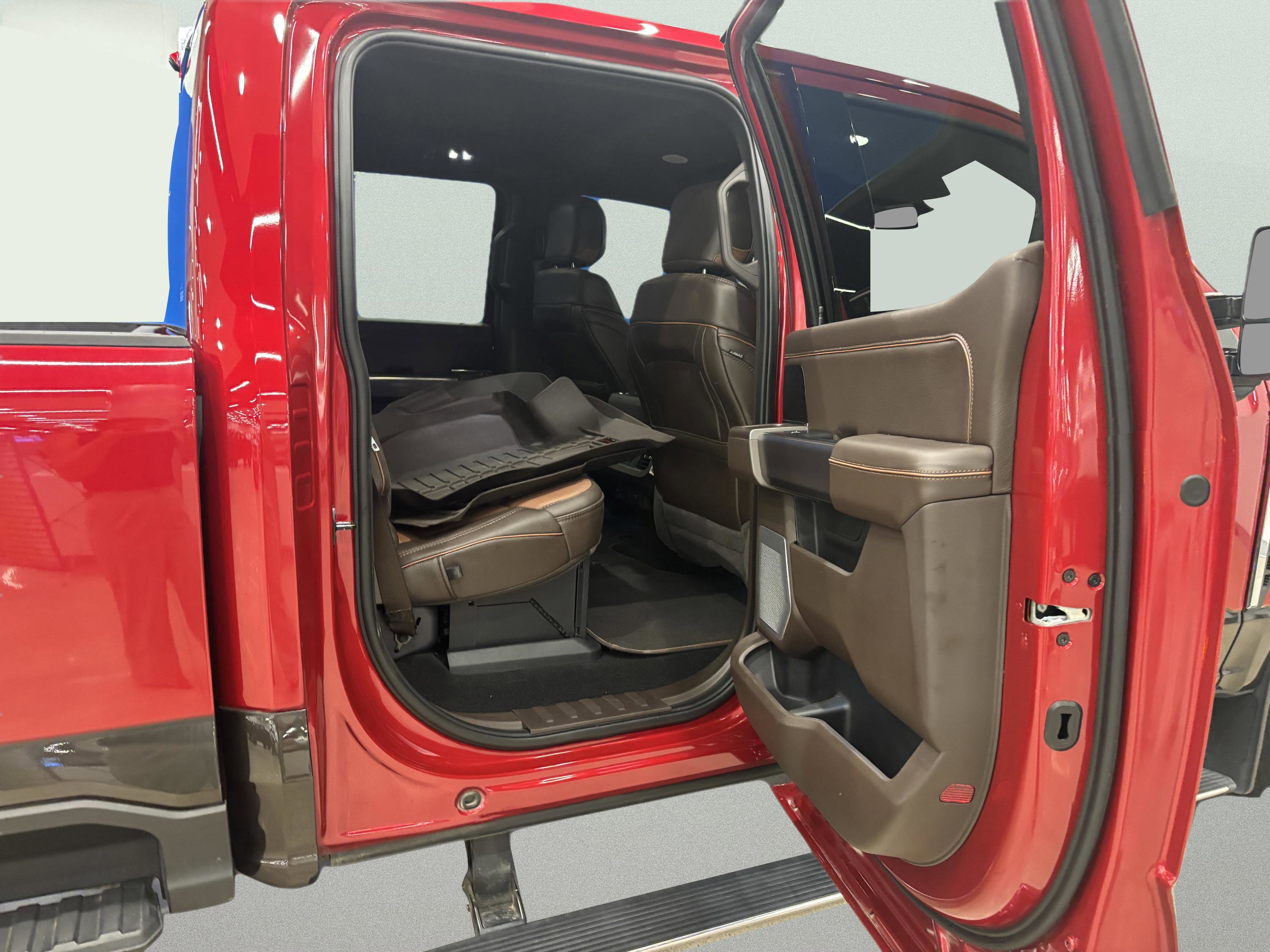 Certified 2024 Ford F350 King Ranch AWD/4WD image 16