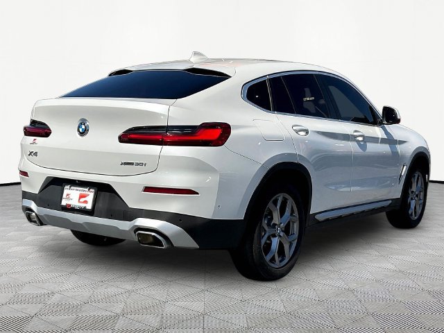 Used 2023 BMW X4 xDrive30i w/ Premium Package AWD/4WD image 7