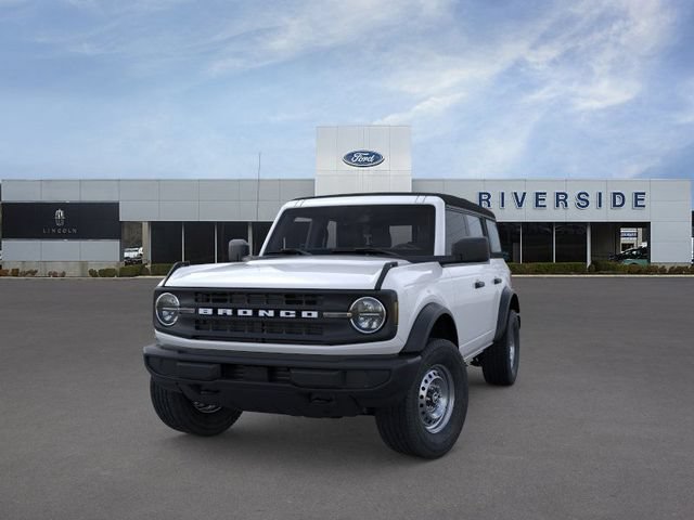 New 2025 Ford Bronco 4-Door AWD/4WD image 2