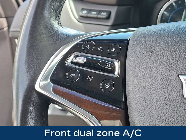 Used 2019 Cadillac Escalade Luxury AWD/4WD image 7