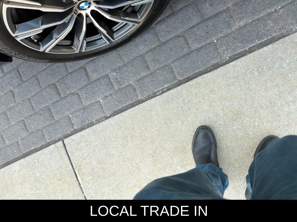Used 2022 BMW X5 xDrive40i w/ M Sport Package AWD/4WD image 11