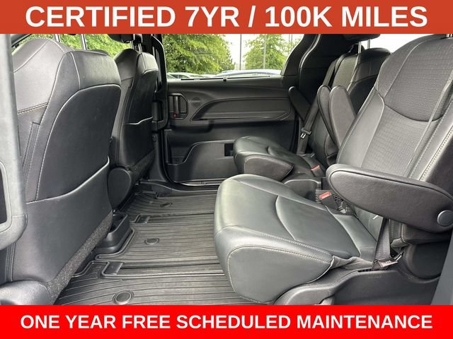 Used 2022 Toyota Sienna XLE Woodland Edition AWD/4WD image 17