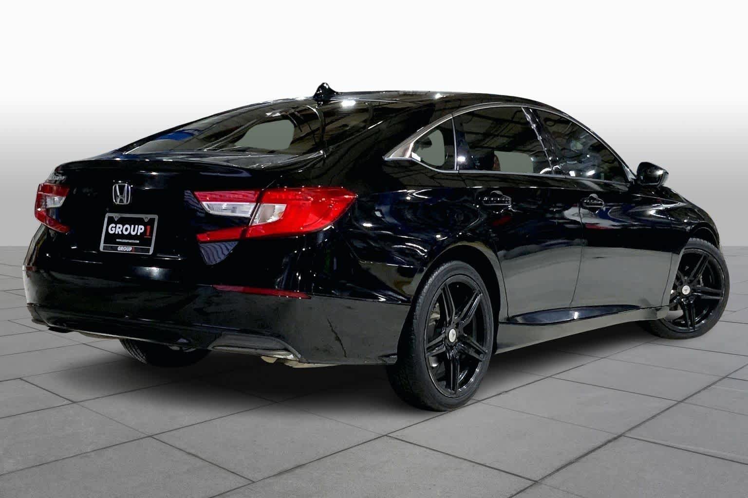 Used 2019 Honda Accord LX image 13