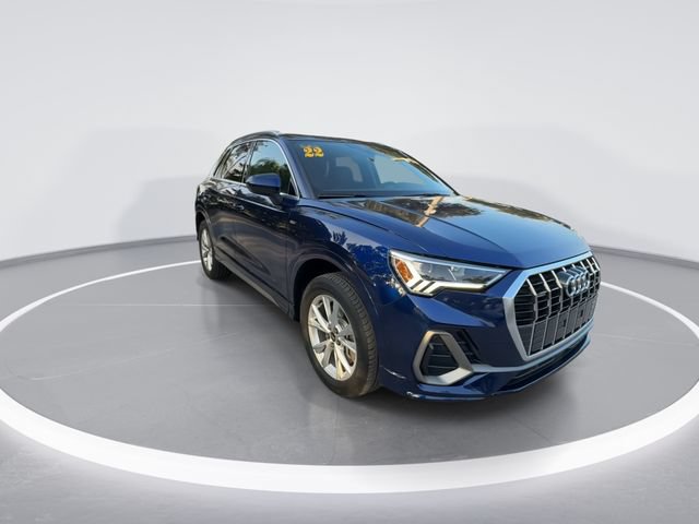 Used 2022 Audi Q3 2.0T Premium Plus AWD/4WD image 2