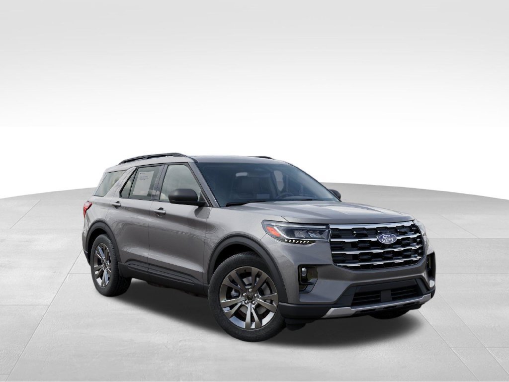 Used 2027 Ford Explorer Active w/ Active Comfort Package AWD/4WD image 4