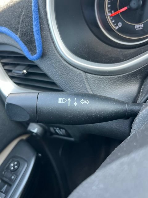 Used 2015 Jeep Cherokee Latitude FWD image 14