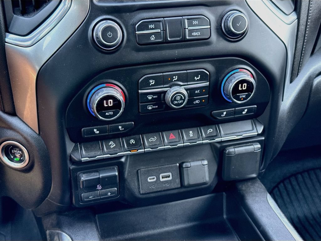 Used 2020 Chevrolet Silverado 1500 LT Trail Boss AWD/4WD image 17