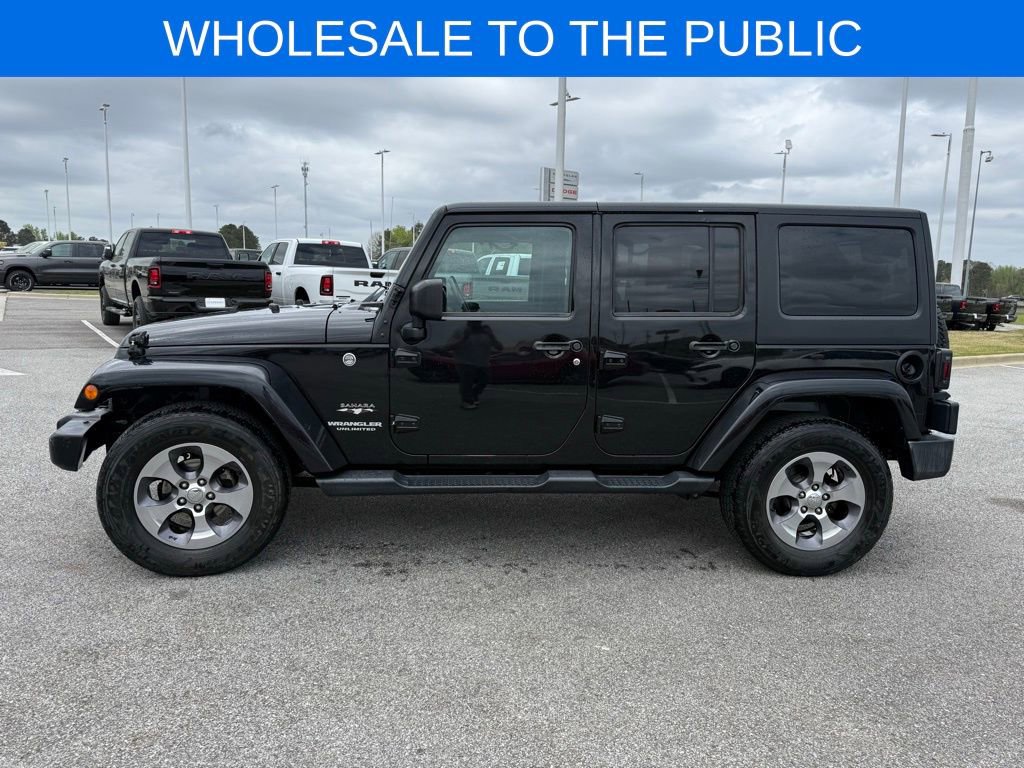 Used 2016 Jeep Wrangler Unlimited Sahara w/ Connectivity Group image 2
