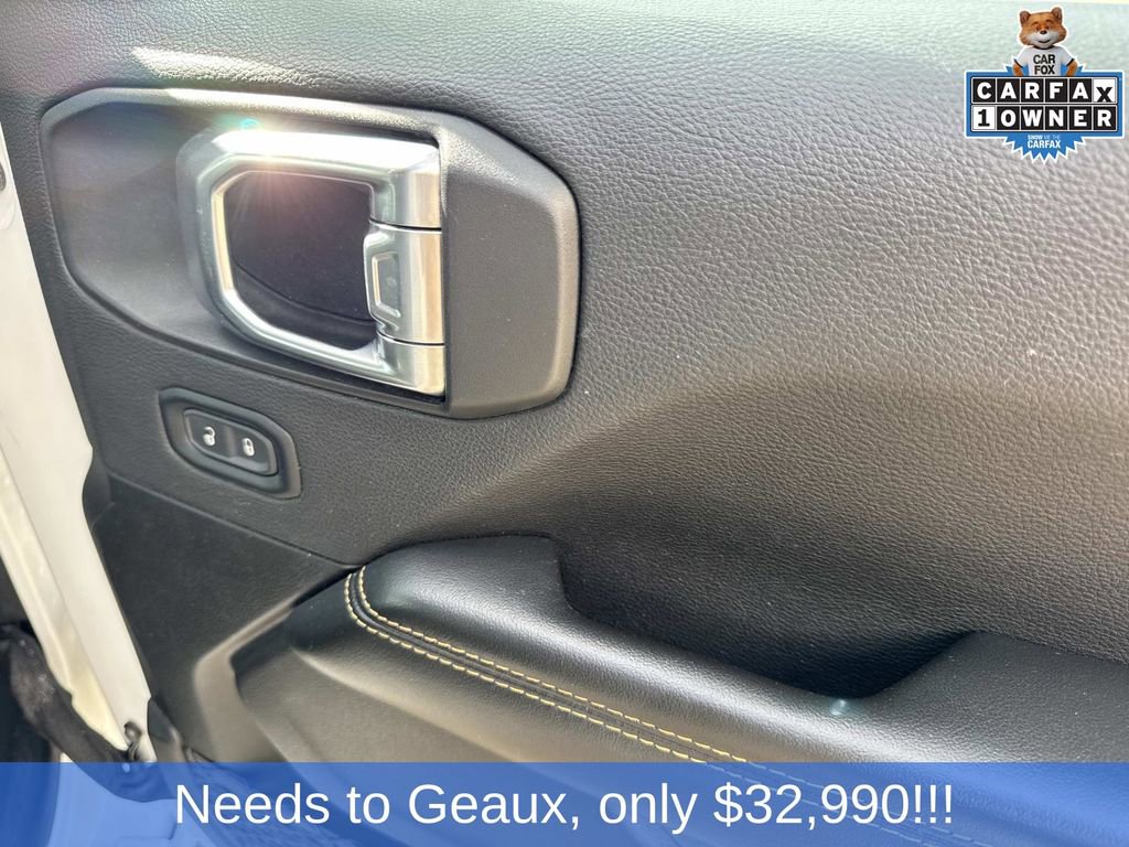 Used 2024 Jeep Wrangler Unlimited Sahara AWD/4WD image 29