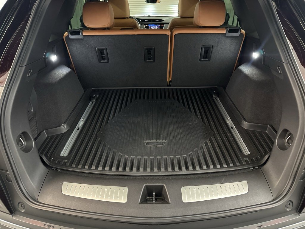 Used 2021 Cadillac XT5 Premium Luxury image 32