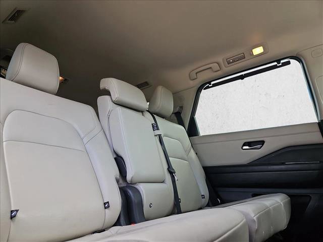 Used 2022 Nissan Pathfinder SL image 15